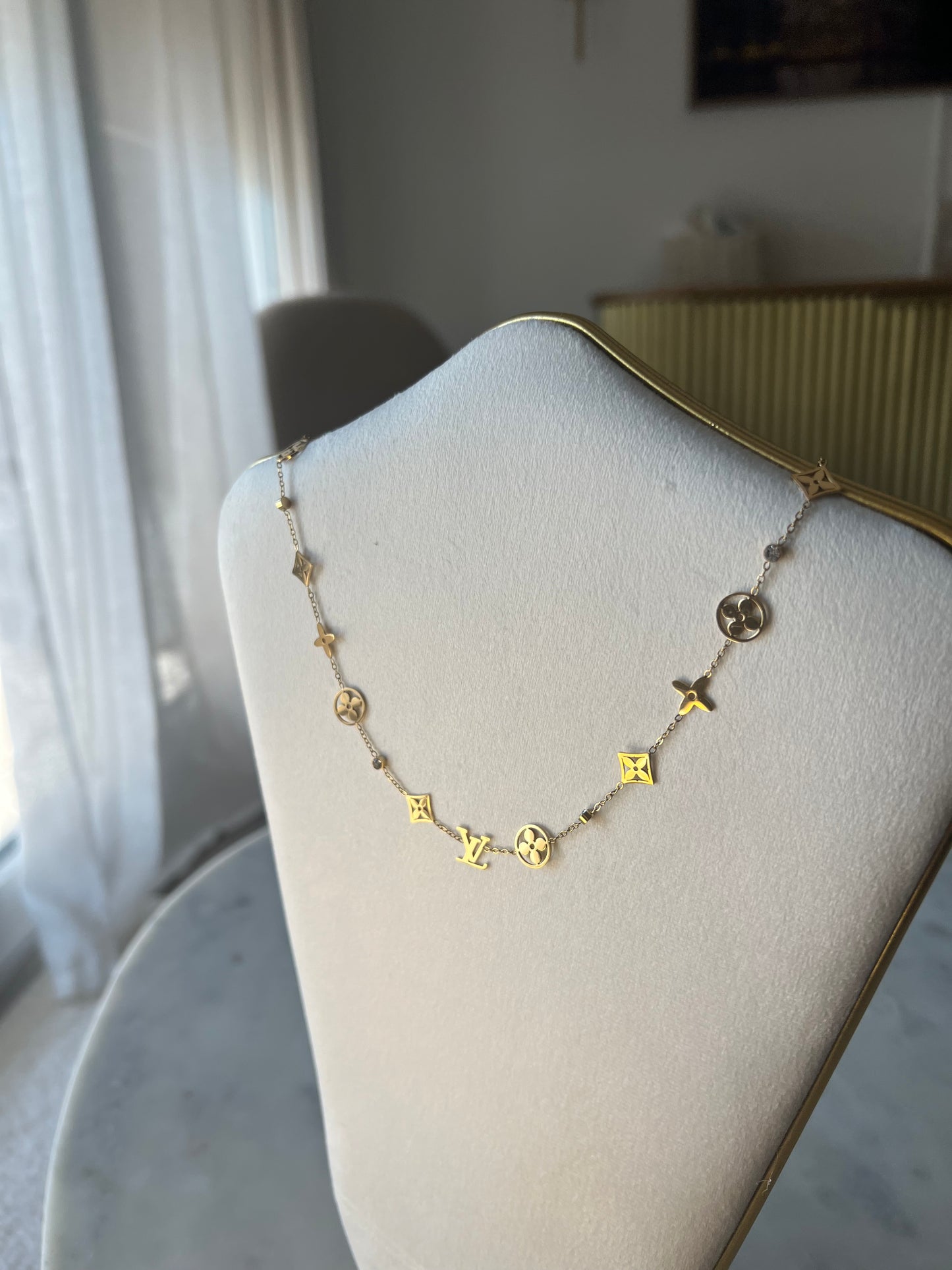 Collier Louis