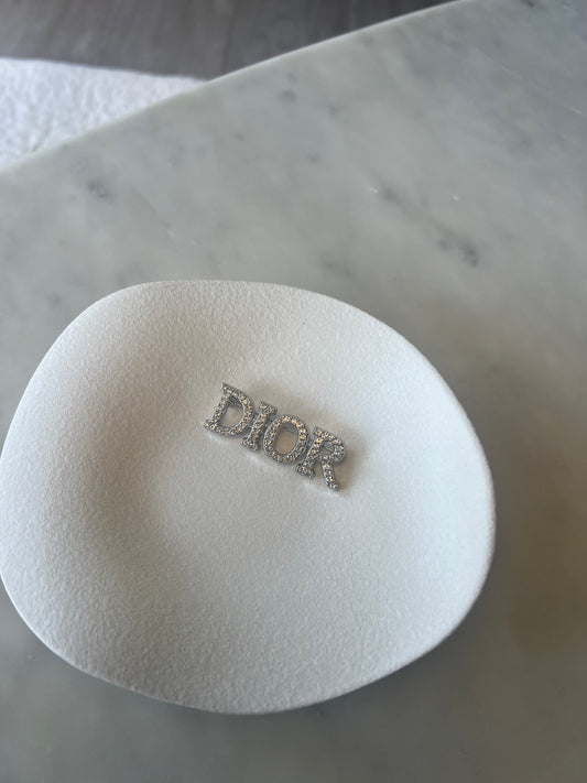 Broche Diana lettres